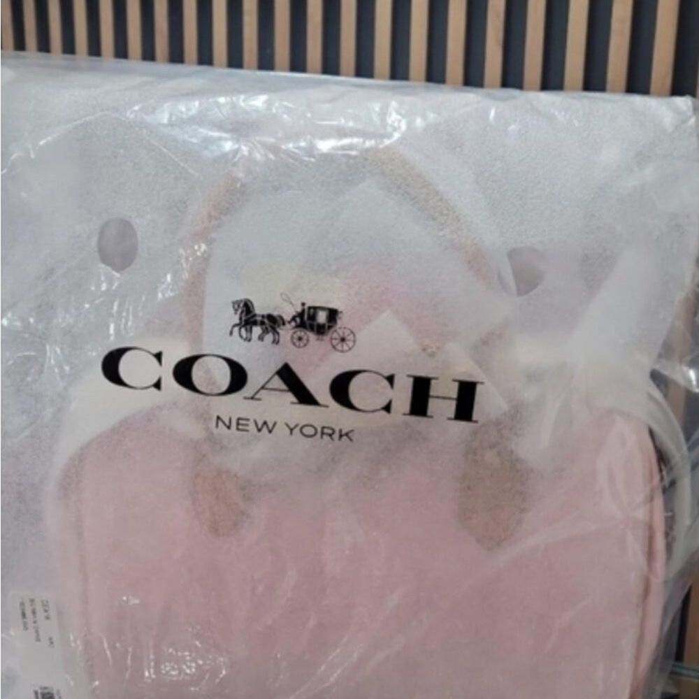 🌛Coach Medium Rowan Satchel In Signature Canvas Powder Pink With Charms - Picture 2 of 11